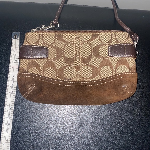Coach Monogram Brown wristlet - Picture 5 of 5
